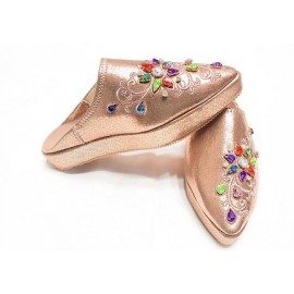Slippers for artisan women