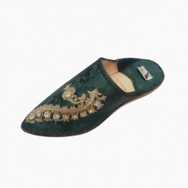 Comfortable slippers for women