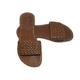 Sandală plată confortabilă