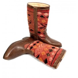Lederstiefel und Kelim...