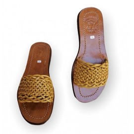 Flat sandal for women 100%...