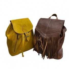 Kaksi käsintehtyä aito...