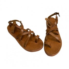 Handgjord praktisk sandal i...