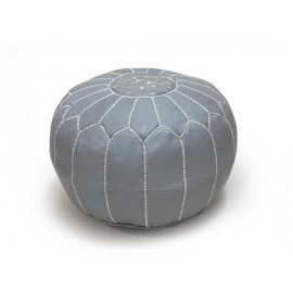 Pouf en vrai cuir 100% fait...