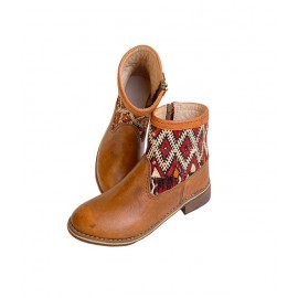 Mini boots in high quality...