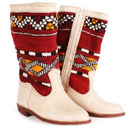 Lederstiefel und Kelim...