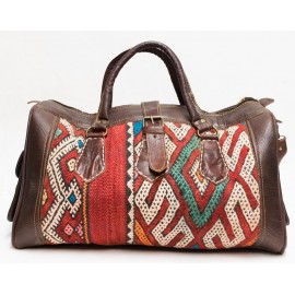 Genuine leather travel bag with kilim