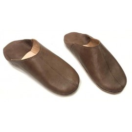 Käsintehty ruskea babouche