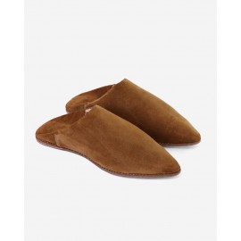 Papuci maro lucrați manual